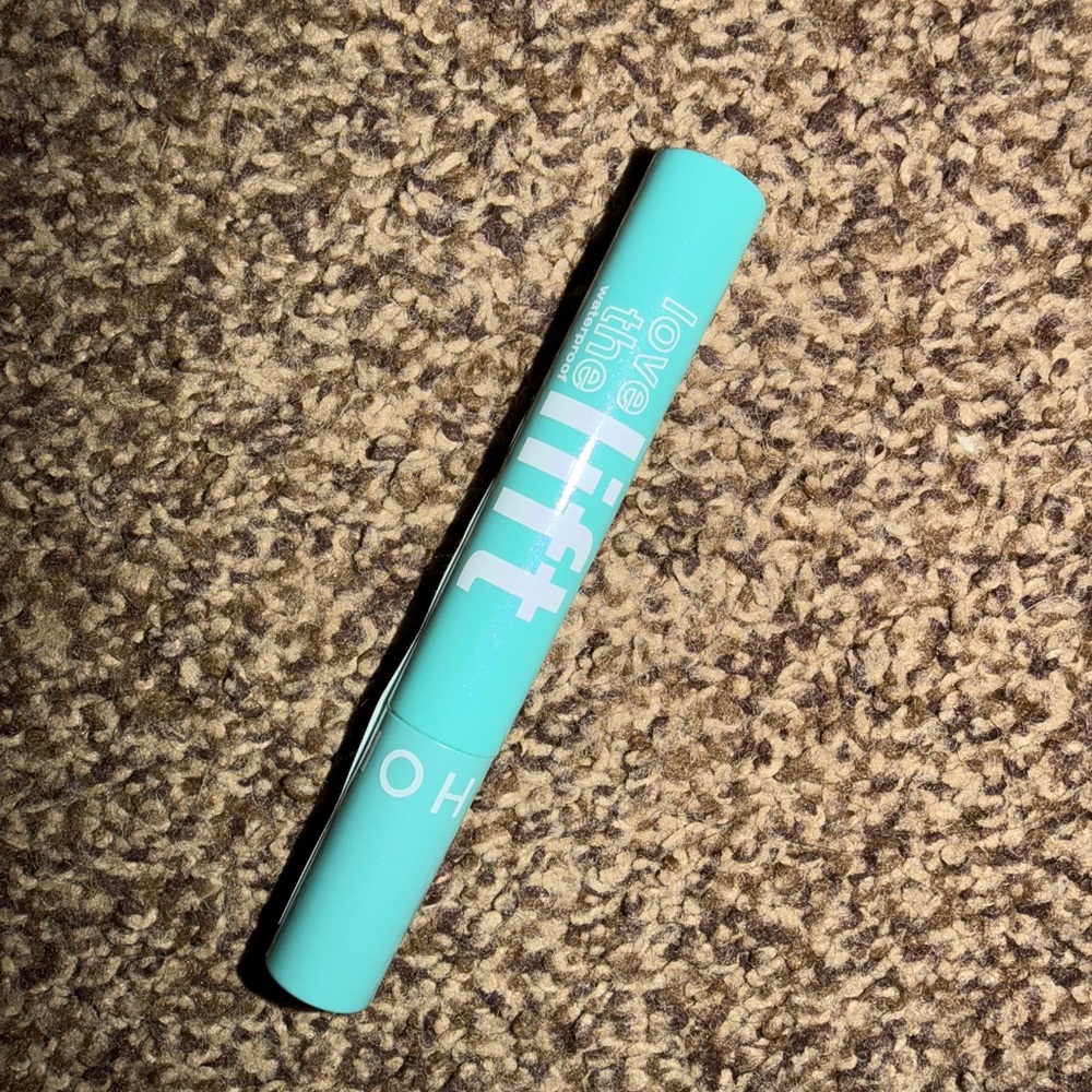 Sephora - Love the Lift Curling + Volumizing Waterproof Mascara - Black - New